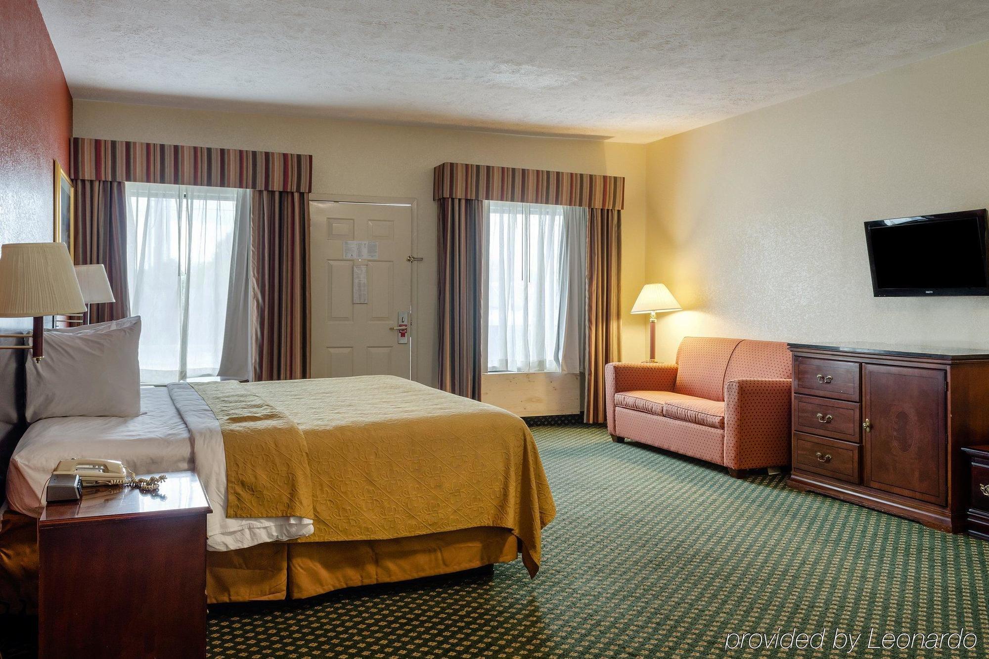 Econo Lodge Inn & Suites Філадельфія Екстер'єр фото